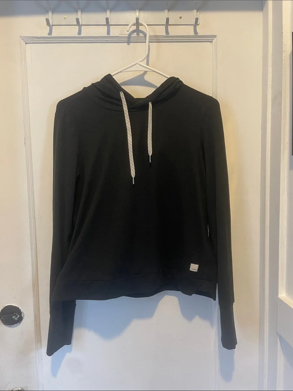 Vuori Black Hooded Pullover Sweater with White Drawstrings - Picture 1 of 1